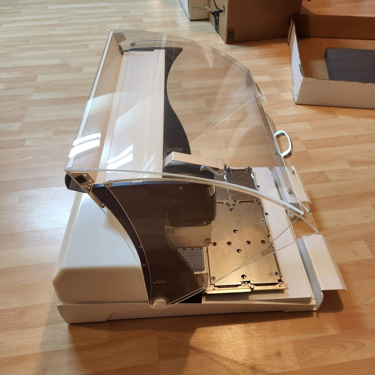 Gilson PipetMax Automatic Liquid Handler, 8-Pipet (Like New) - Photo 6