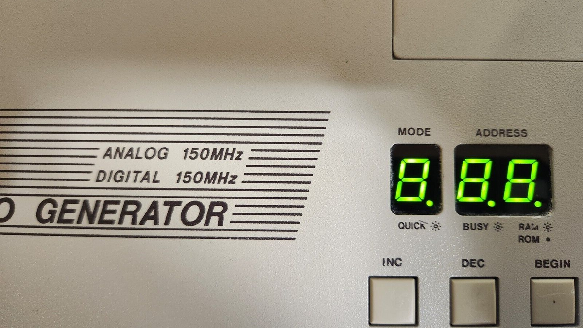 Leader LT 1610A Programmable Video Generator (Used) - Photo 2