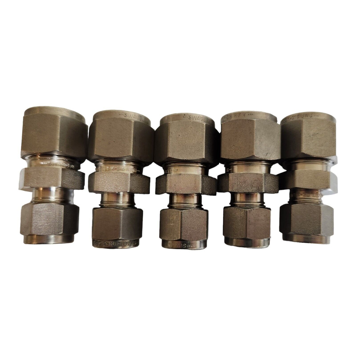 Swagelok SS-810-6-6 Reducing Unions, 1/2" T x 3/8" T (5 pcs, New) - Photo 1